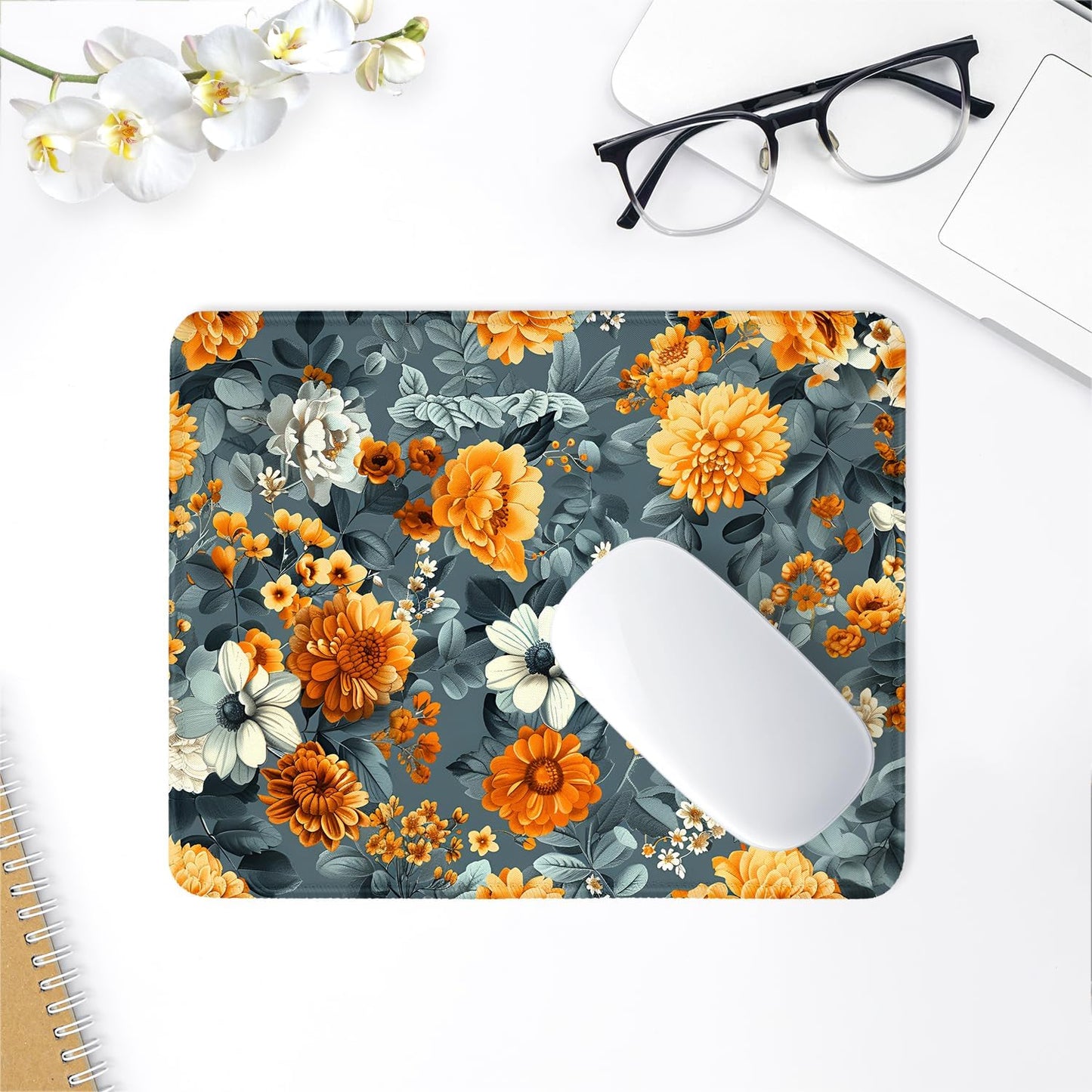 ITNRSIIET Mouse Pad with Stitched Edge Premium Textured Smooth Precise Operation Waterproof Washable Non-Slip Rubber Base Desktop Protection Mat, 10.2×8.3×0.12 inches, Beautiful Flowers