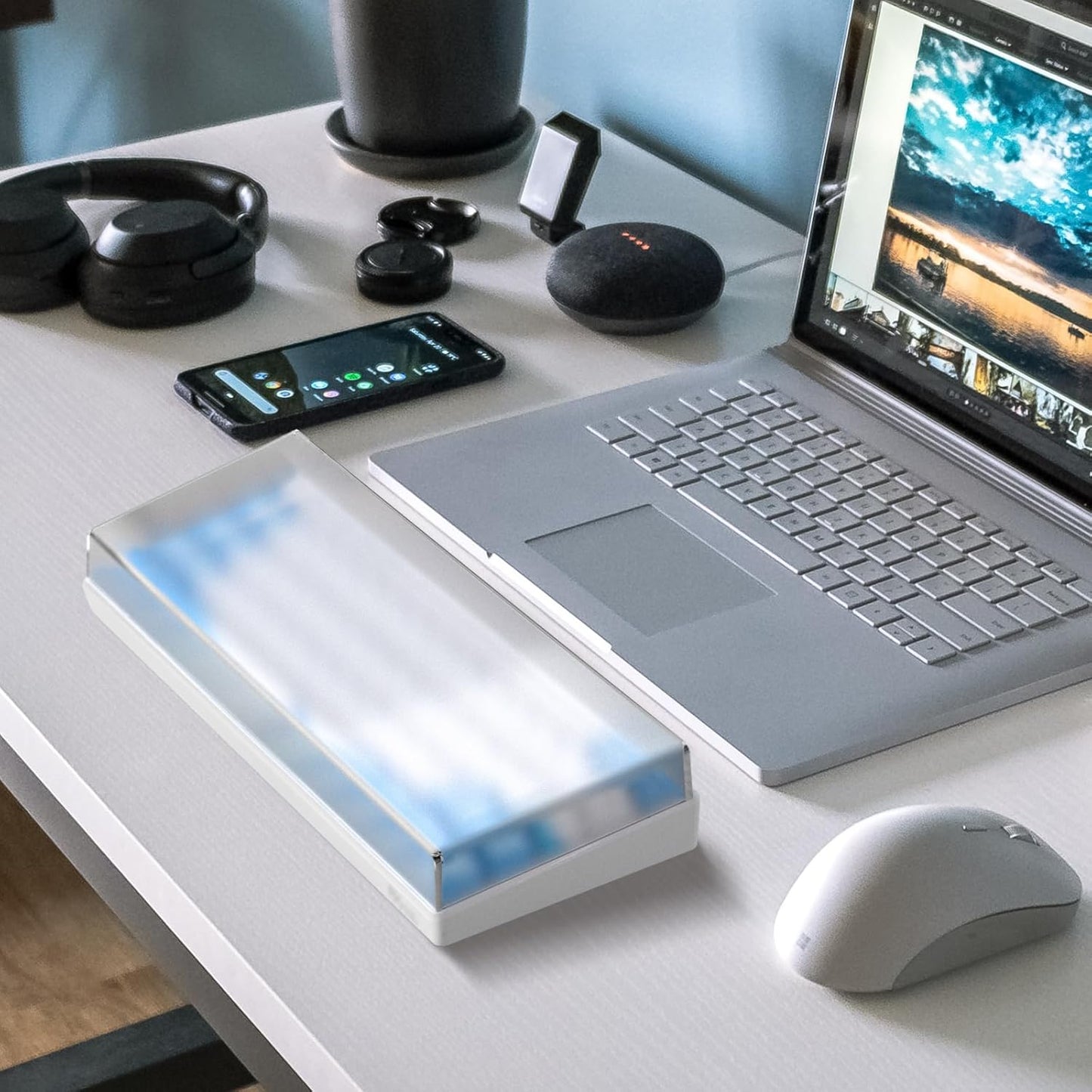 GEEKRIA 65% Keyboard Dust Cover, Acrylic Dust Cover for 68 Key Computer Mechanical Keyboard, Compatible with RK Royal KLUDGE RK68, Keychron K6, K6 Pro, Corsair K65 PRO Mini (Frosted)