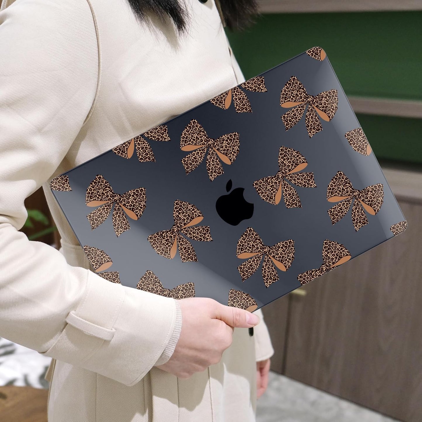 MEEgoodo Case for MacBook Pro 13 inch Case 2022 2021 2020 New A2338 M2/M1 A2251 A2289, Laptop Hard Shell with Keyboard & Camera Cover Compatible with 13 inch MacBook Pro, Leopard Print Bows