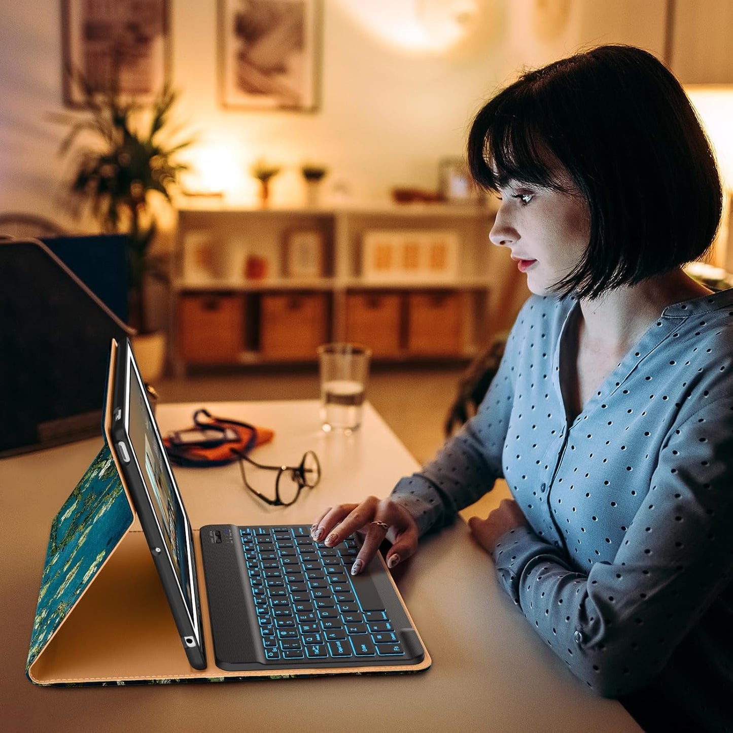 DTTO for iPad 9th/8th/7th Generation 10.2" Case 2021/2020/2019 with Keyboard, 7 Colors Backlit Wireless Detachable Keyboard Premium Leather Folio Cover with Pencil Holder & Pocket, Blossom