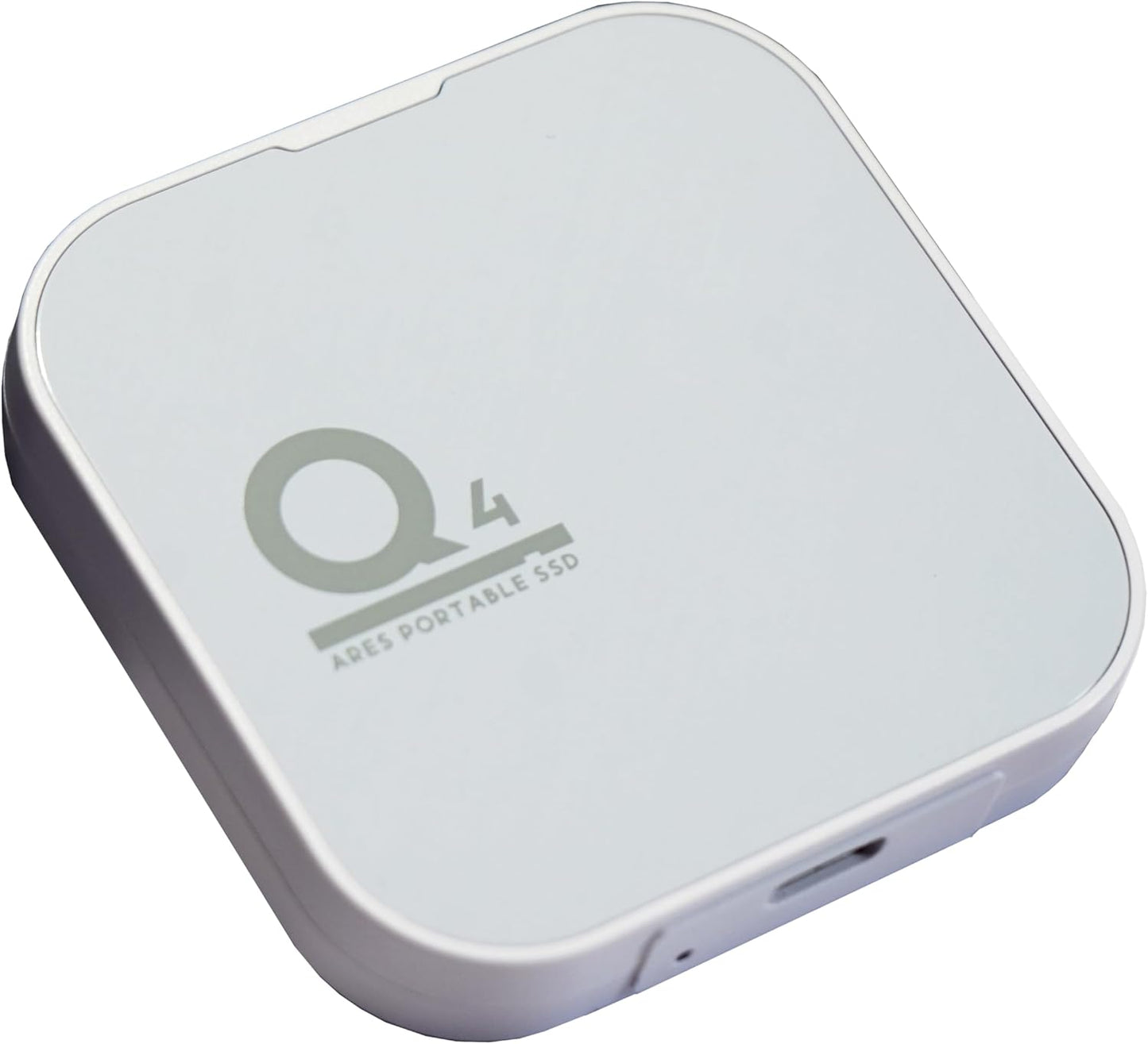 DATO Magnetic External SSD 4TB External Solid State Drive Portable SSD USB 4.0 Gen 3x2 up to 4000/3600 MB/s Type-C 4K ProRes HDR Record, Compatible with iPhone 15&16 Pro Max - ARES Q4 Series