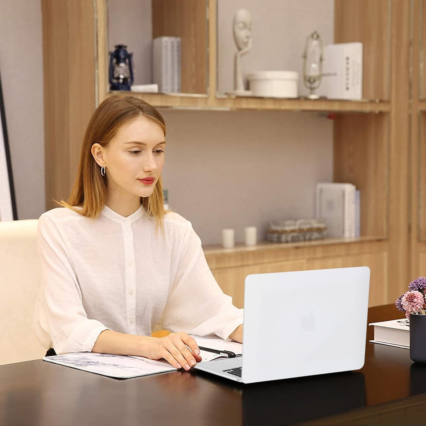 MOSISO Compatible with MacBook Air 13 inch Case 2025 2024 2023 2022 M4 A3240 M3 A3113 M2 A2681, Plastic Hard Shell&Keyboard Cover&Screen Film&Type C for MacBook Air 13.6 inch Case, White