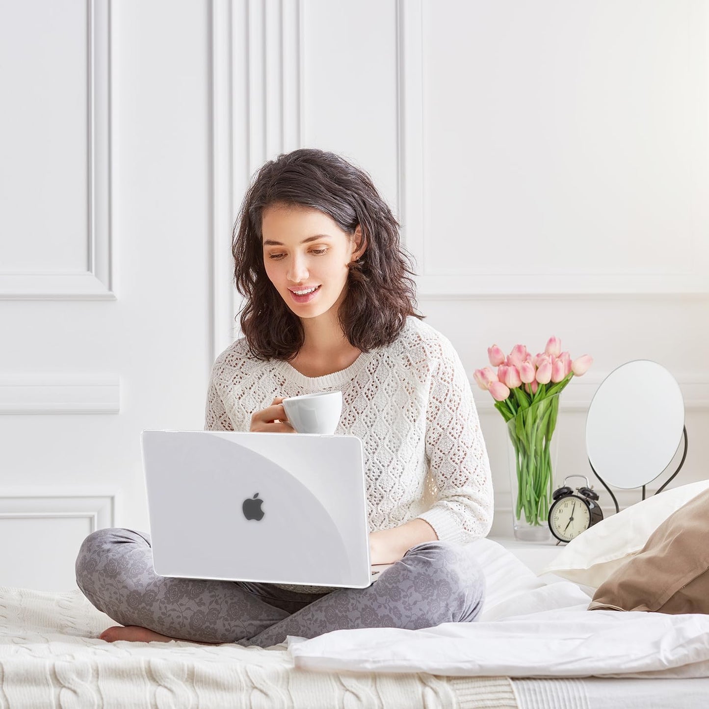 Crystal Clear Case for MacBook Pro 13 inch M2 M1 A2338 A2289 A2251 A2159 A1989 A1706 2023-2016 Release with Touch ID, 6 in 1 Plastic Hard Shell&Keyboard Cover&Screen Protector&Webcam Cover,Transparent