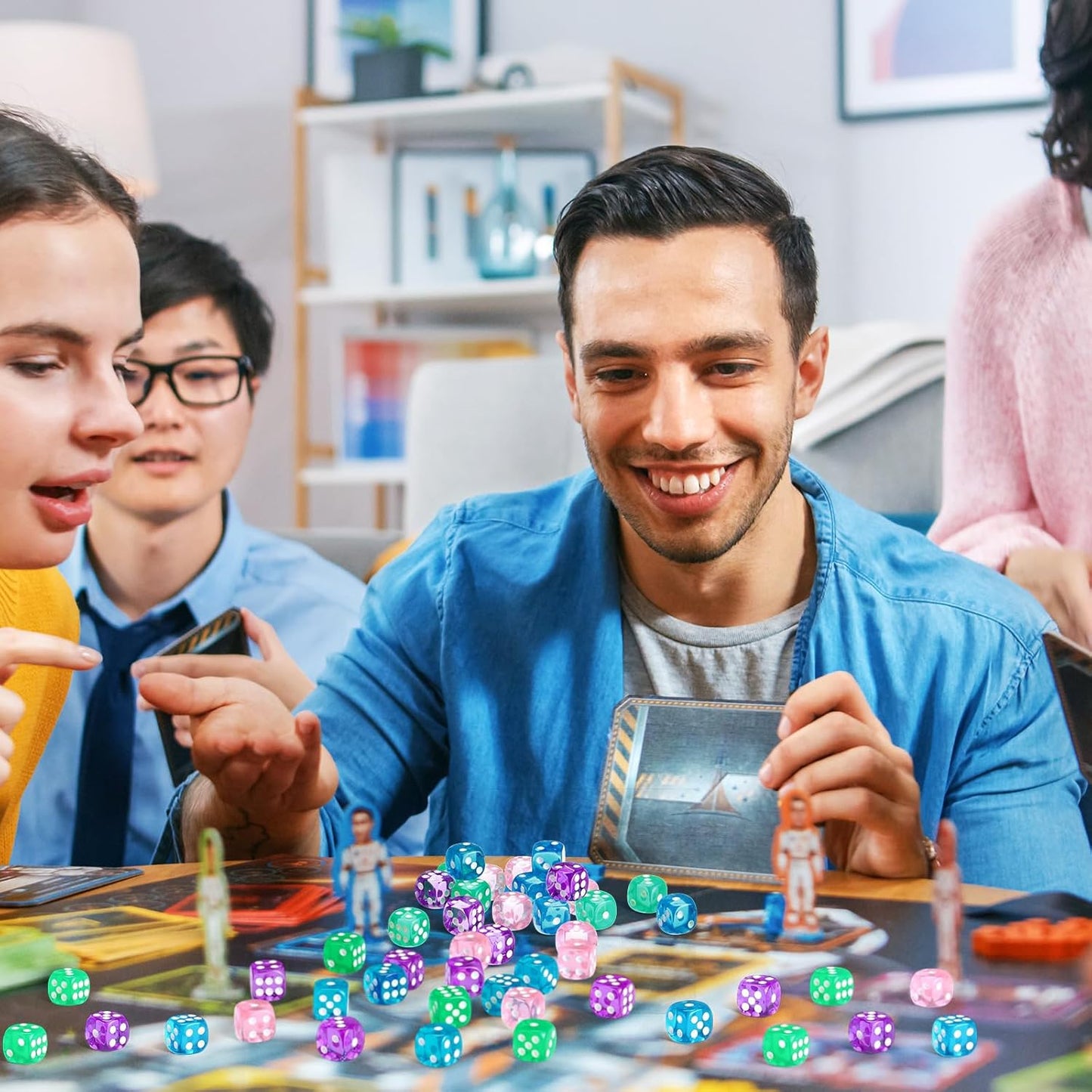 144 Pieces 12mm 6 Sided Mini Dice Set for School Classroom Table Games D6 Game Standard Dice with Portable Plastic Box for Teaching Math Learning(Translucent Color)