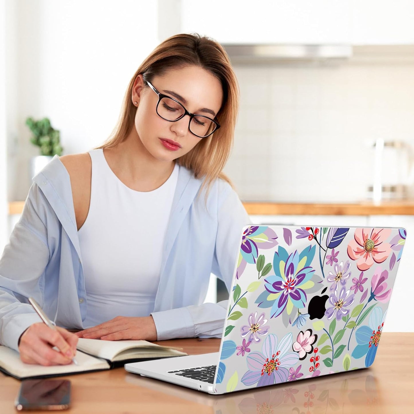 Teryeefi for M4 M3 M2 MacBook Air 13 inch Case 2025 2024 2023 2022 Release A3240 A3113 A2681 Model, for 13.6 inch MacBook Air Hard Shell Case + Keyboard Cover +Type C Adapter, Pretty Flowers Clear-104