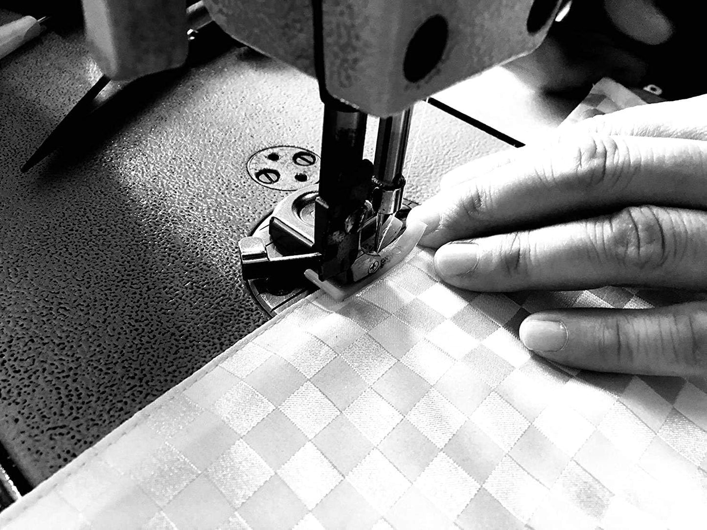 Clairevoire Piano Keyboard Dust Cover for 61 Keys to 88 Keys, Electric Pianos Cover, Digital Pianos Cloth Protection,Lightweight and Adjustable Closure,Pearl White, M - Keyboard Piano up to 53" x 16"