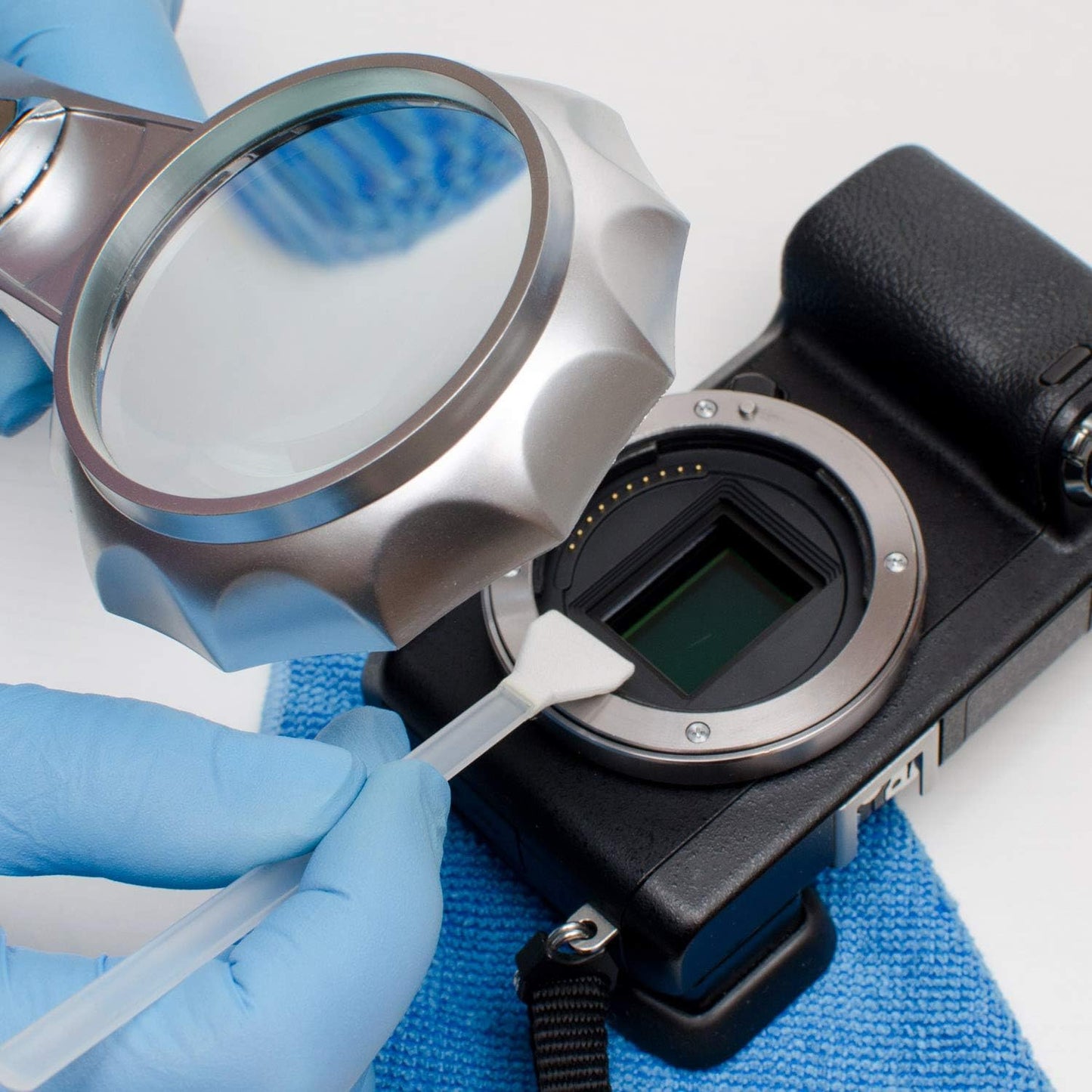 AAWipes Sensor Cleaning Swabs for Full Frame Sensor of DDR24 DSLR or SLR (20 Pack of 24mm Sensor Cleaning Swabs) (HCS-24)