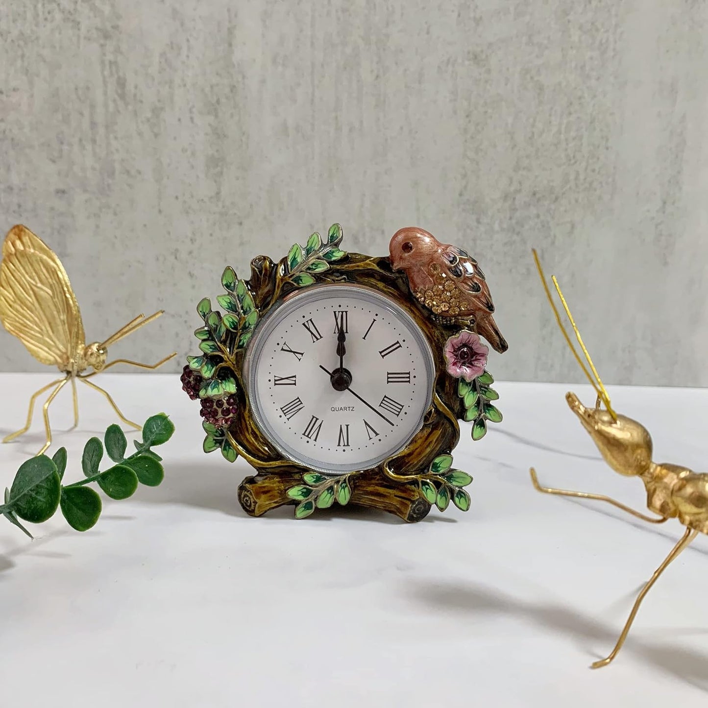 Decorative Mini Table Clock, Vintage Metal Silent Analog Quartz Battery Operated Table Top Clock for Living Room Decor Shelf