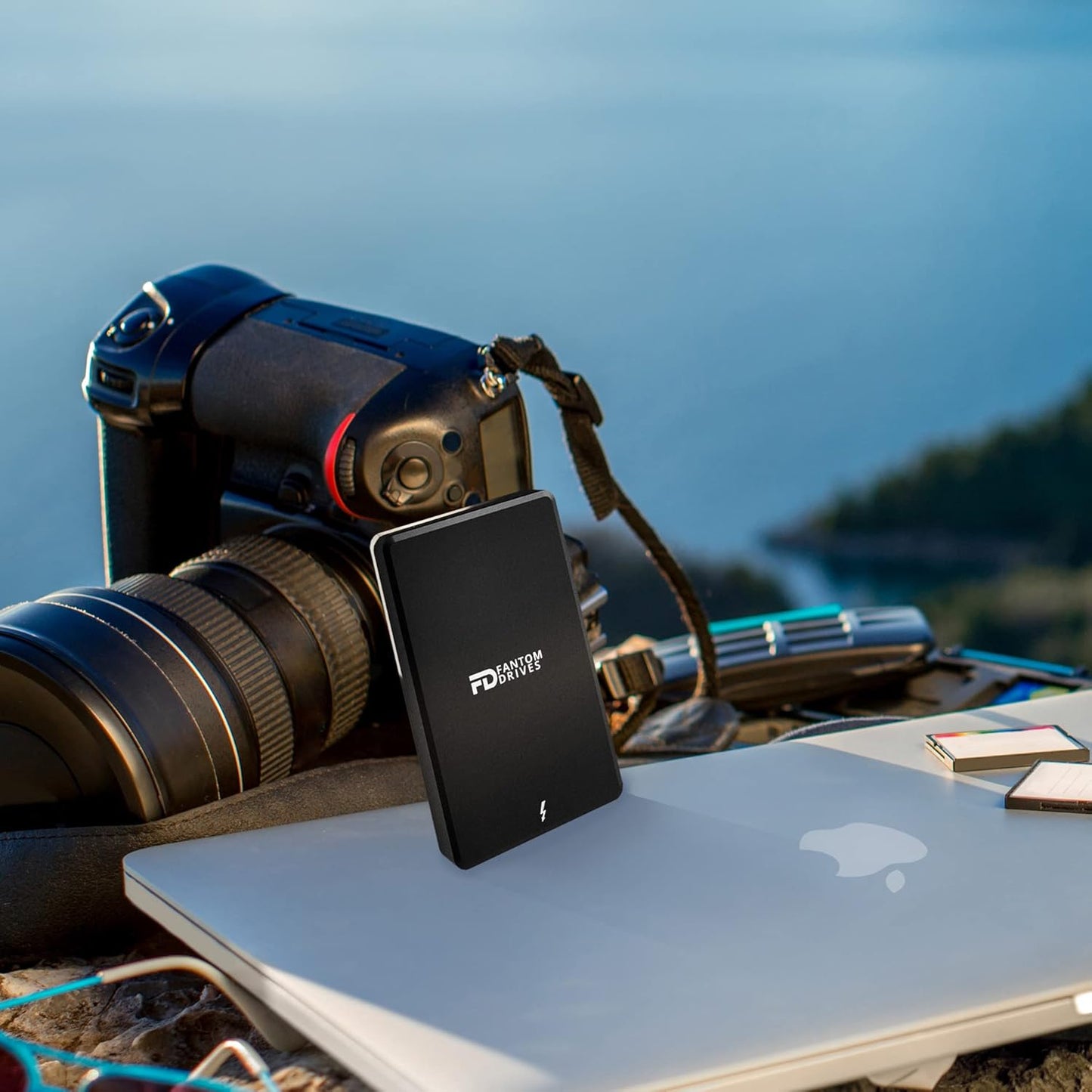 Fantom Drives - 4TB External 3D NAND TLC Portable Solid State Drive - Thunderbolt 3 & 4 USB 3.2 Type-C - 2800MB/s - Intel Certified -TB3X-2300N4TB