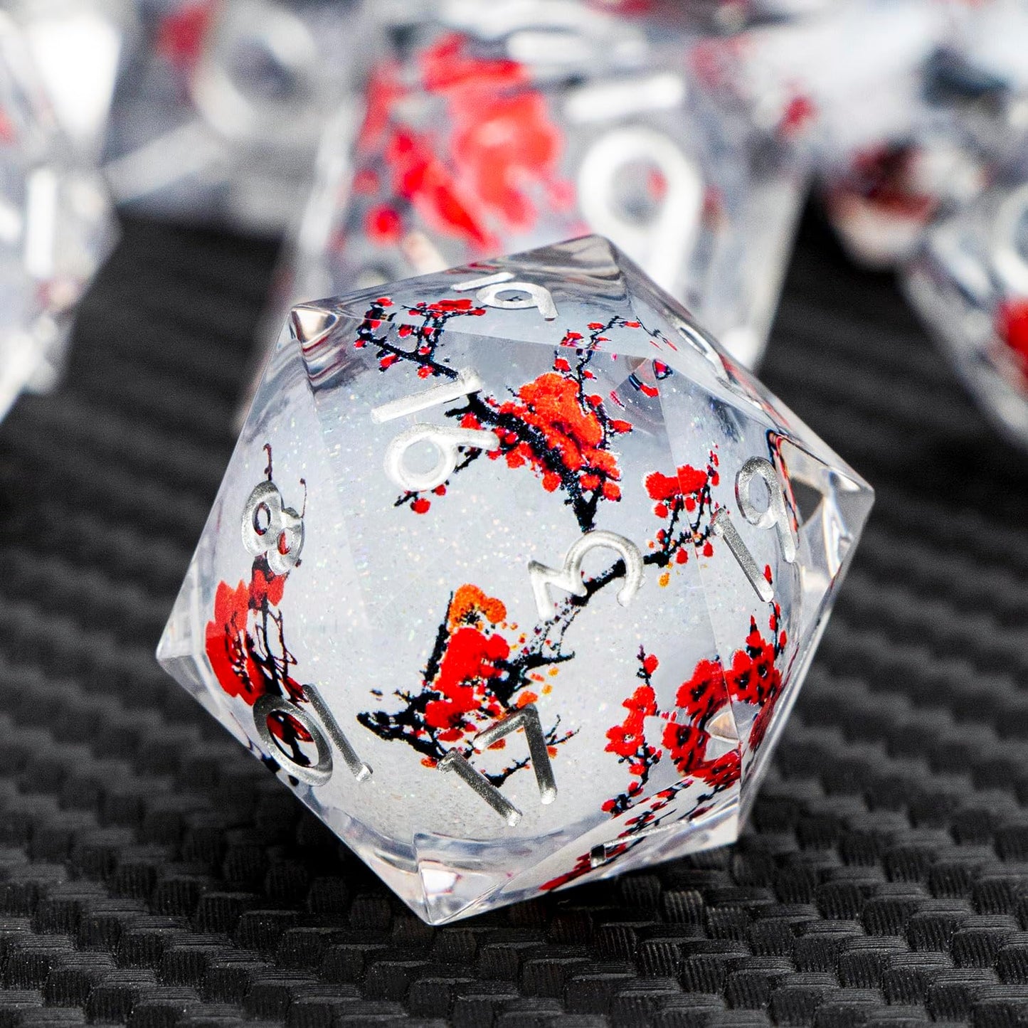 ARUOHHA DND Resin Dice Plum Blossom Liquid Core White Sharp Edge Dragons Polyhedral Dice Set with Gift Box, Compatible with D&D Role Playing Game Dungeons D and D Dice Set D20 D12 D10 D6