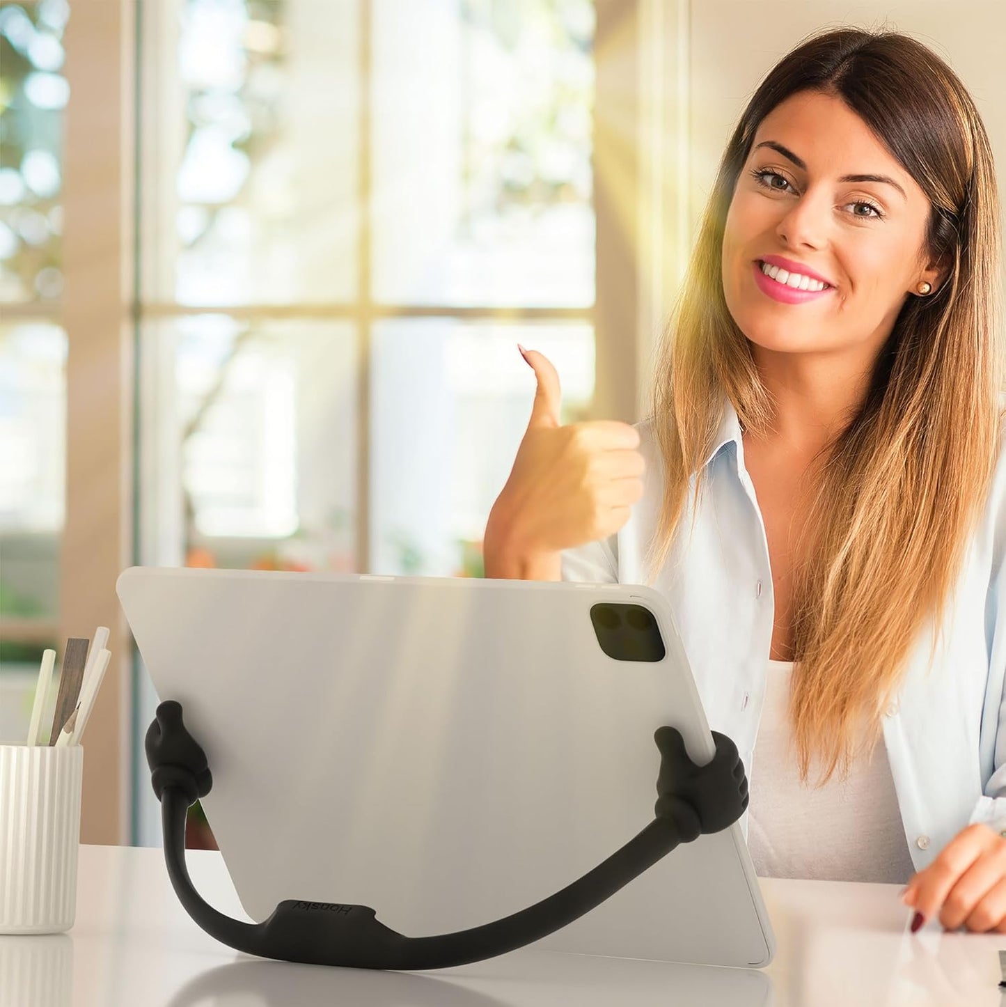 Honsky Thumbs Up Tablet Stand - Portable Monitor Stand Holder for Desktop, Universal Cute, Black
