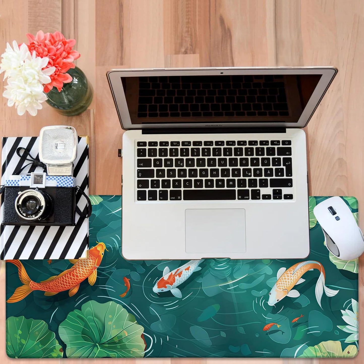 Colorful Koi Fish Gaming Mouse Pad 3mm Thick Stitched Edge Waterproof Non-Slip Large Computer Keyboard Mouse Mat,Suitable for Office Entertainment Decorative Desk Pad 35.4 x 15.7 Inches