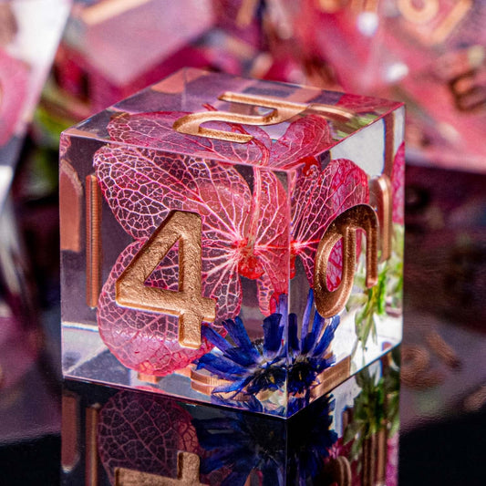 ARUOHHA DND Resin Dice Translucent Pink Leaf Sharp Edged Dragons Dice Set with Box, 7pcs Flower Inclusions Polyhedral Dungeons D and D Dice RPG Role Playing Game D20 D12 D10 D8 D6 D4