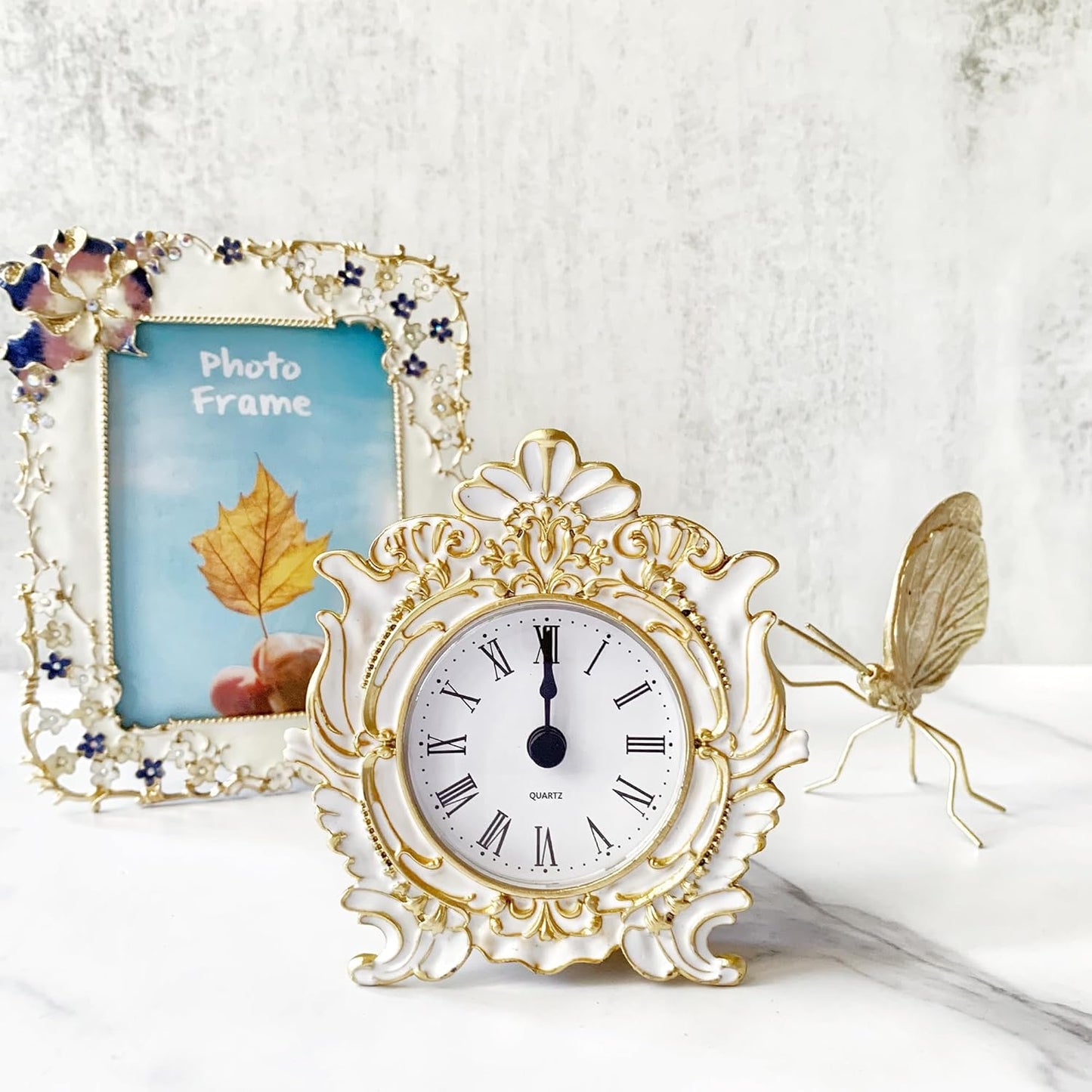 Decorative Mini Table Clock, Vintage Metal Silent Analog Quartz Battery Operated Table Top Clock for Living Room Decor Shelf