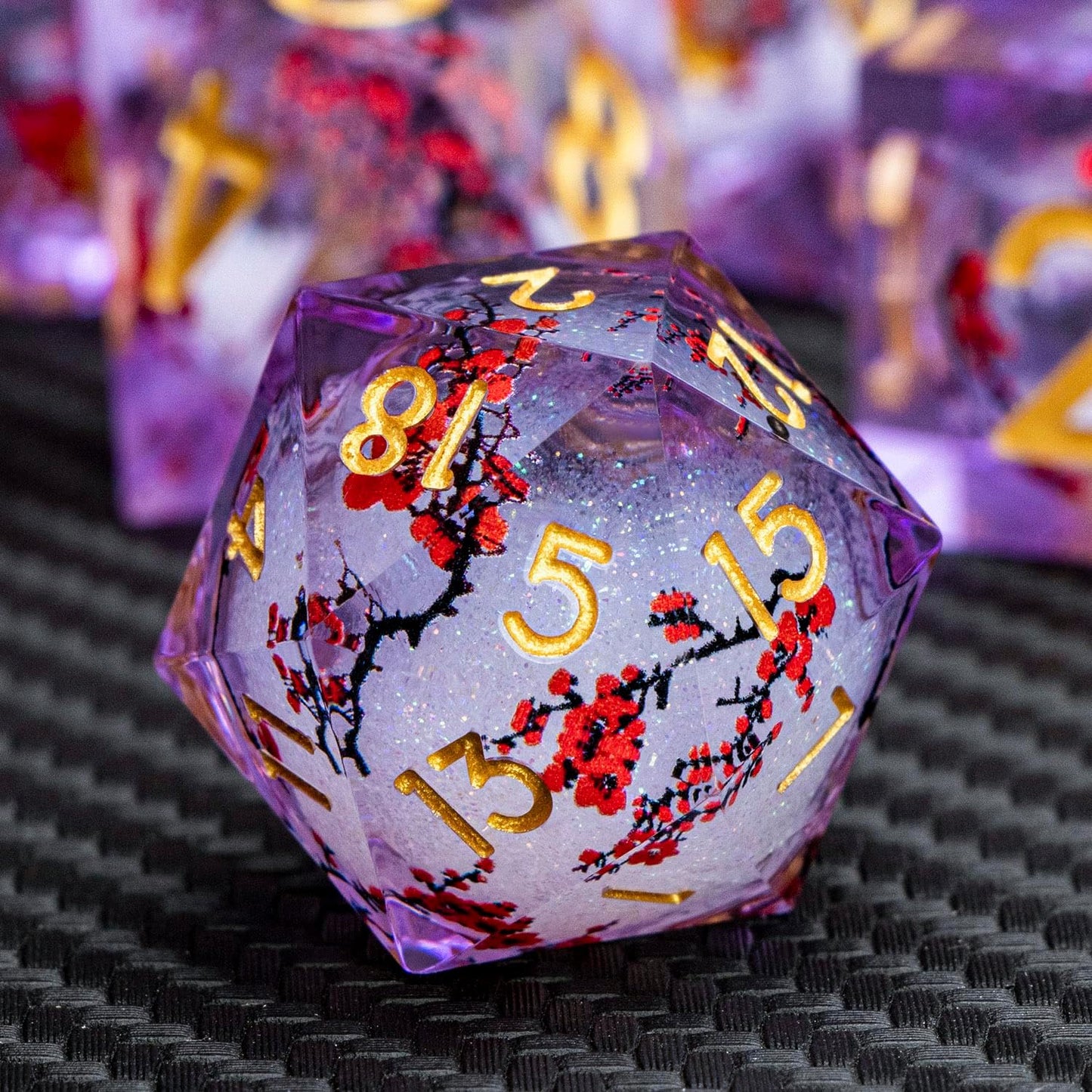 ARUOHHA DND Resin Dice Plum Blossom Liquid Core Golden Purple Sharp Edged Dragons Polyhedral Dice Set with Gift Box, Dungeons D and D Dice Set Role Playing Game D20 D12 D10 D8 D6 D4