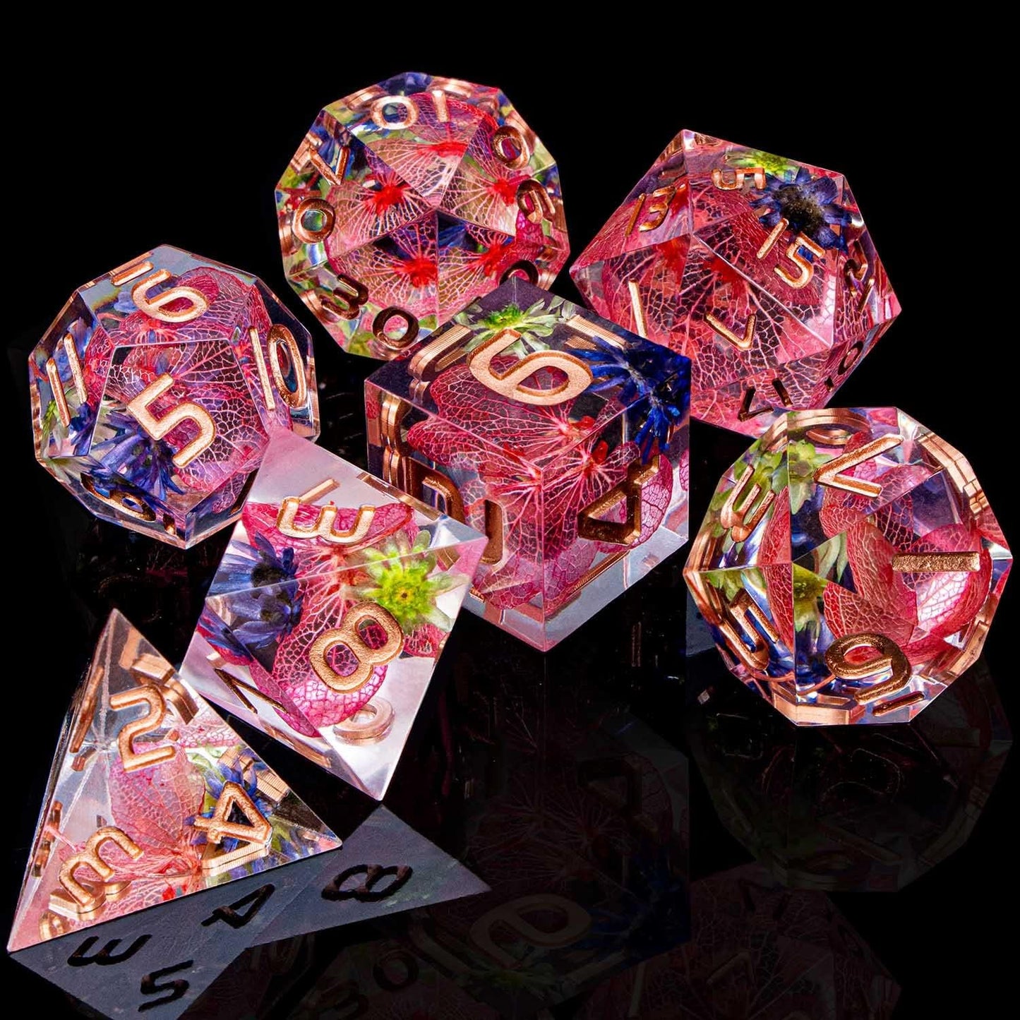 ARUOHHA DND Resin Dice Translucent Pink Leaf Sharp Edged Dragons Dice Set with Box, 7pcs Flower Inclusions Polyhedral Dungeons D and D Dice RPG Role Playing Game D20 D12 D10 D8 D6 D4