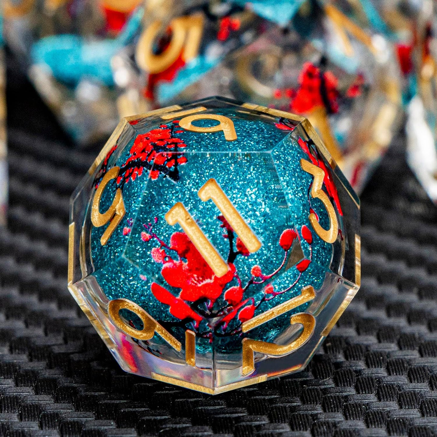 ARUOHHA DND Resin Dice Plum Blossom Liquid Core Dice Golden Blue Sharp Edged Polyhedral Dragons Dice Set with Gift Box, Dungeons D and D Dice Role Playing Game D20 D12 D10 D8 D6 D4