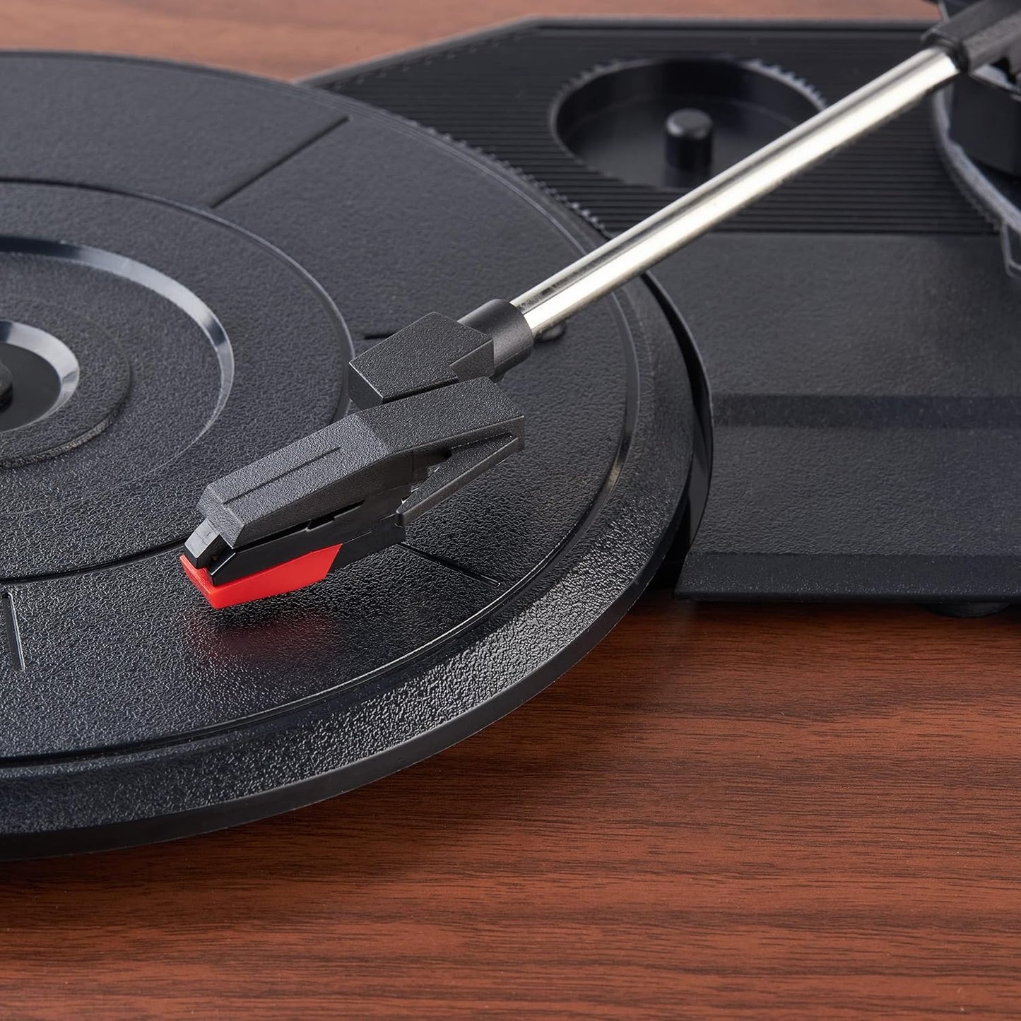 Amazon Basics Desktop Turntable Vinyl Record Player with Bluetooth and Built-in Speakers, 3-Speed, Black